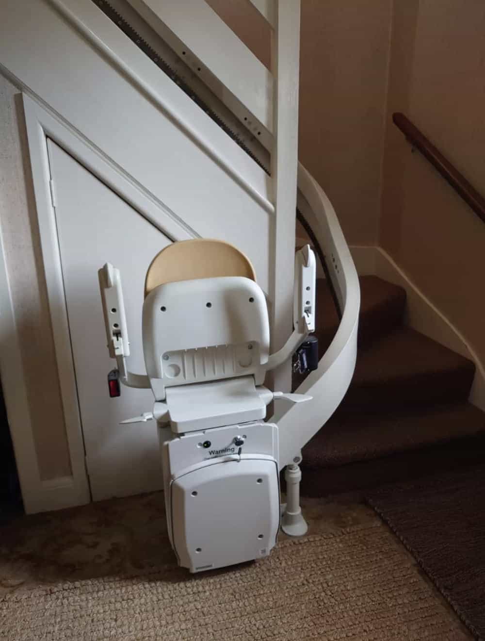 Acorn T565 curved stairlift